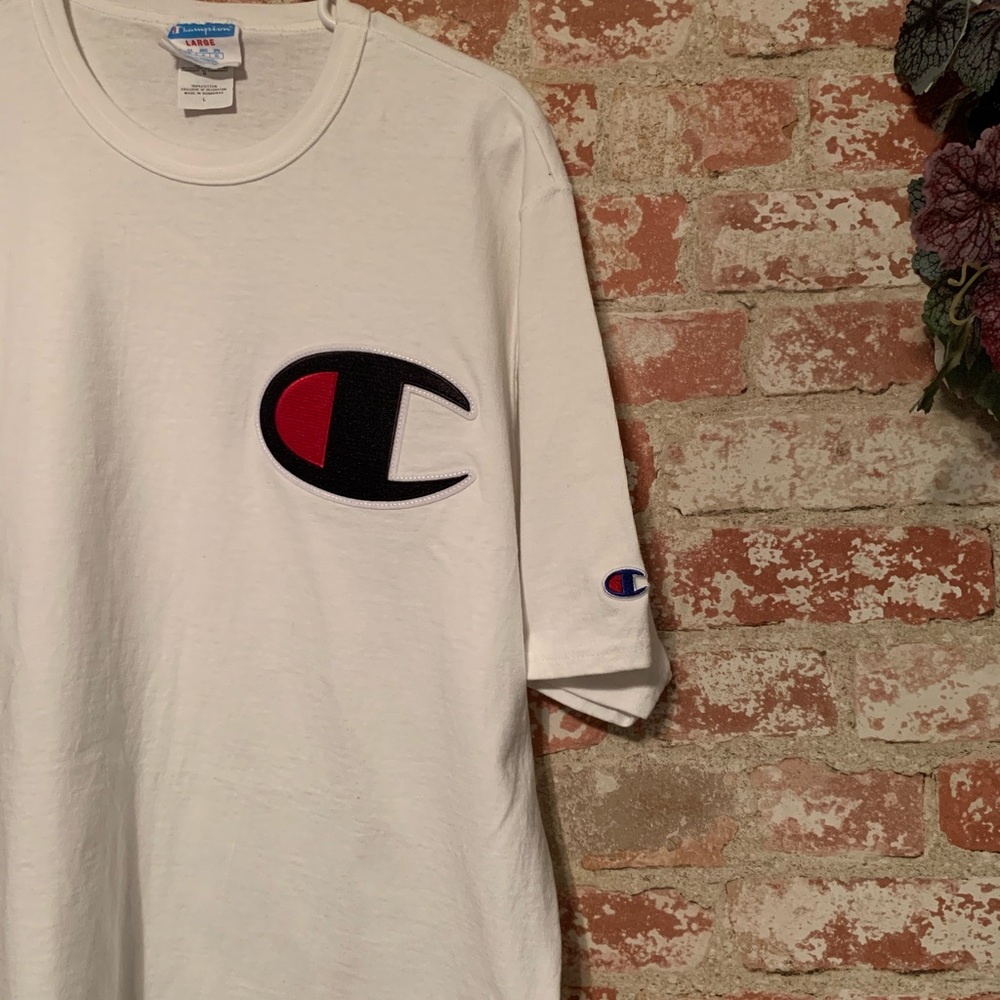 Champion Tee